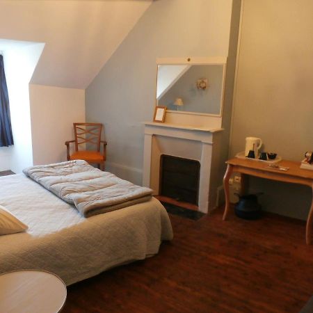 La Maison Xviiie Moulins  Exteriör bild