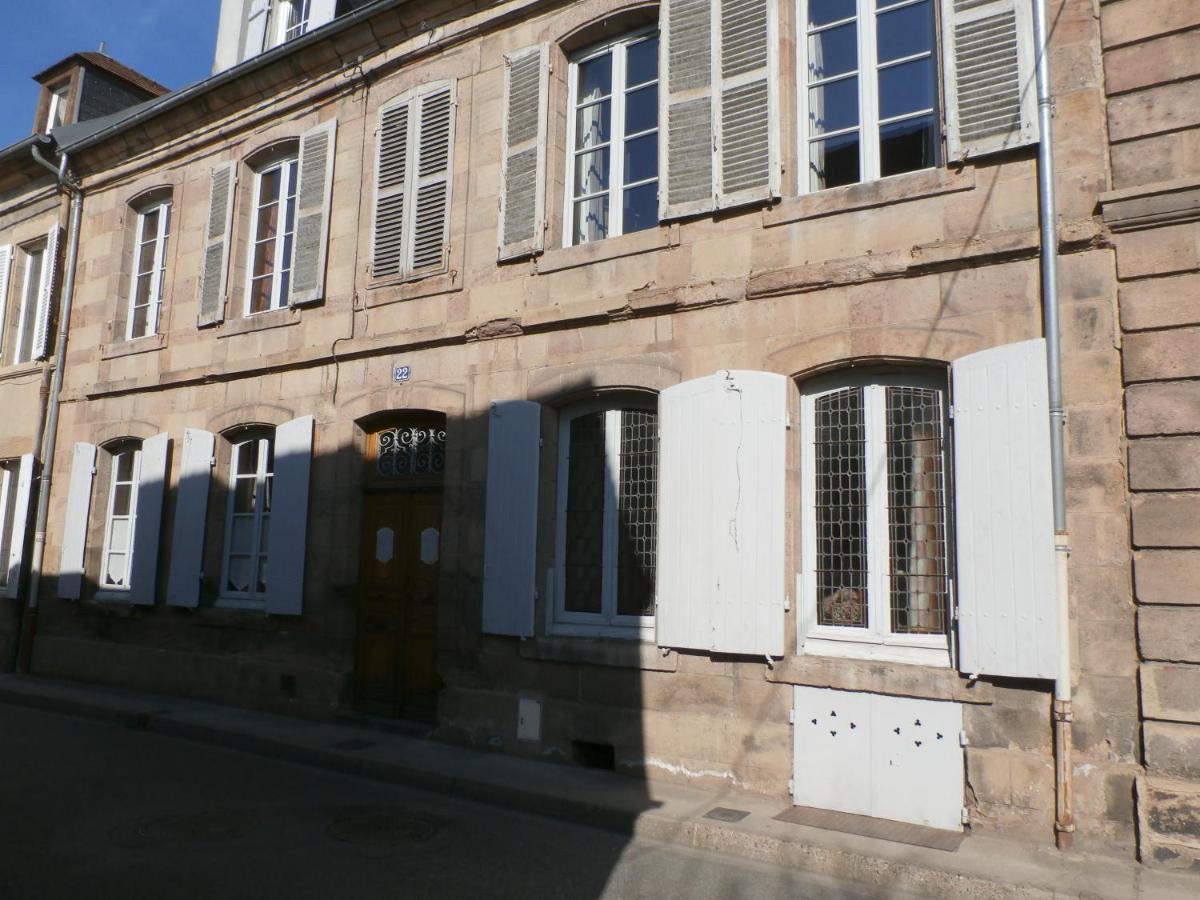 La Maison Xviiie Moulins  Exteriör bild