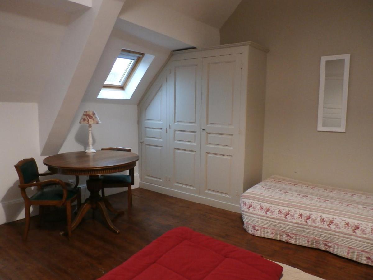 La Maison Xviiie Moulins  Exteriör bild